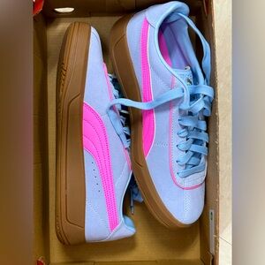 Anthropologie Puma Suede Sneakers NEW 8.5